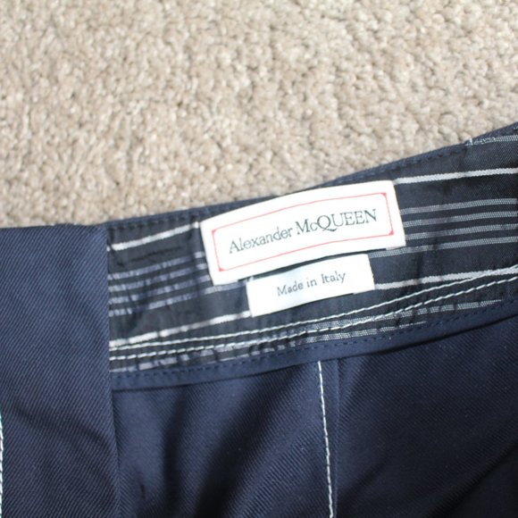 ALEXANDER MCQUEEN CONTRASTING STITCHING PANTS IN BLUE size 48 - Picture 9 of 16